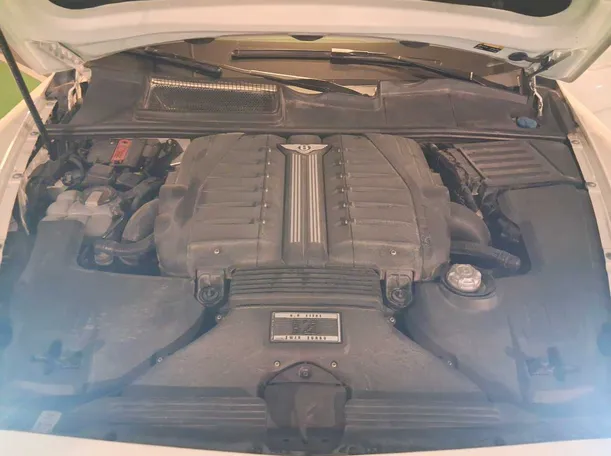 Car image 21
