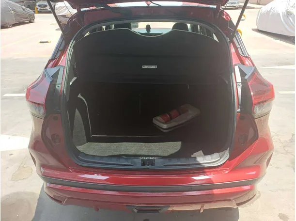 Car image 22