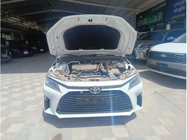 Car image 22