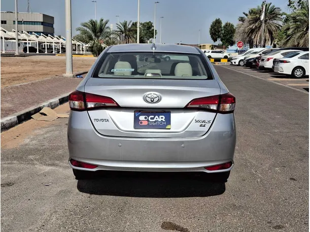 Car image 6