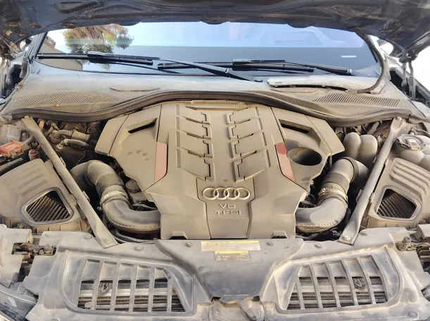 Car image 37