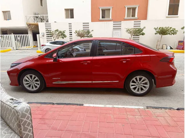 Car image 8