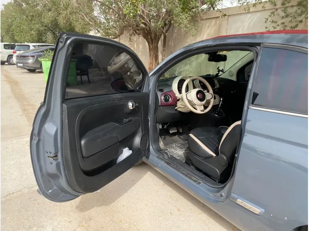 Car image 10