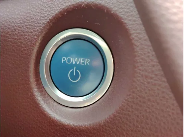 Car image 29
