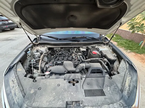 Car image 27