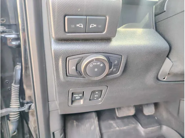Car image 44