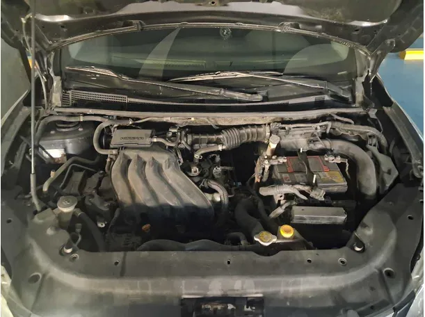 Car image 15