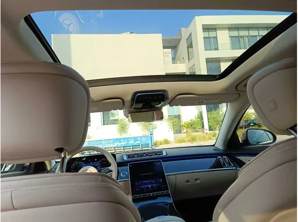 Car image 23