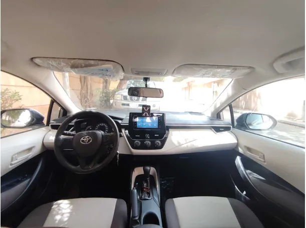 Car image 17