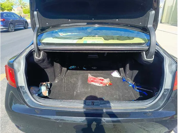 Car image 38