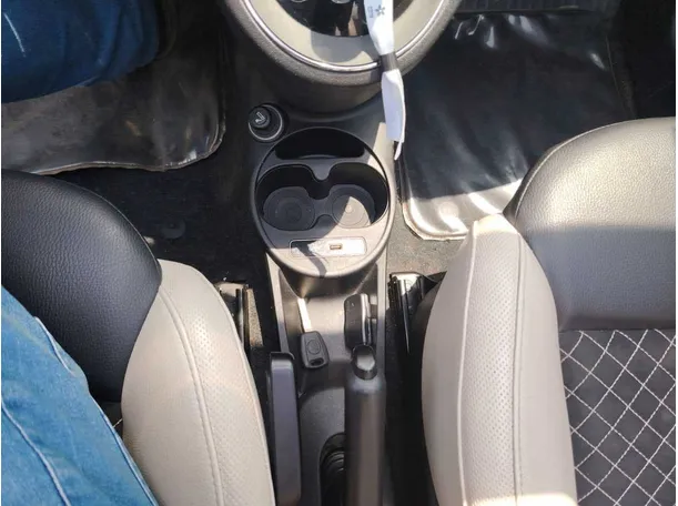 Car image 21