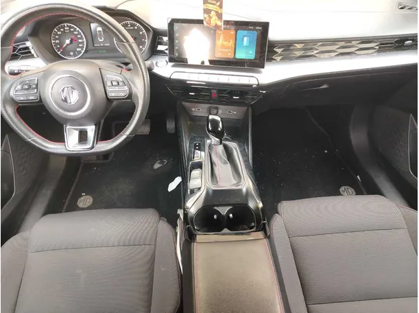 Car image 22
