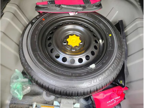 Car image 41