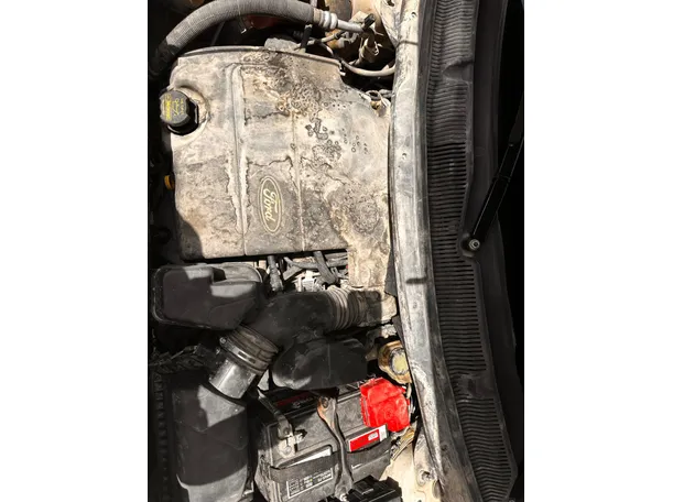 Car image 27