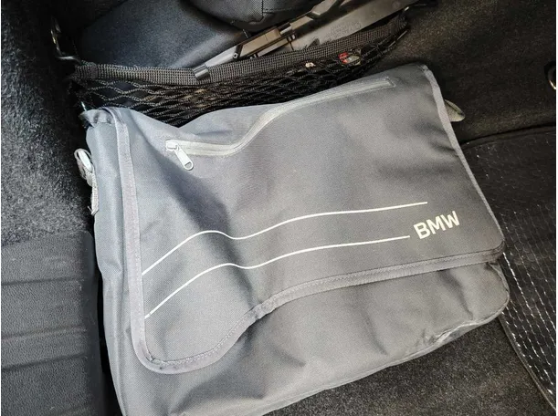 Car image 41