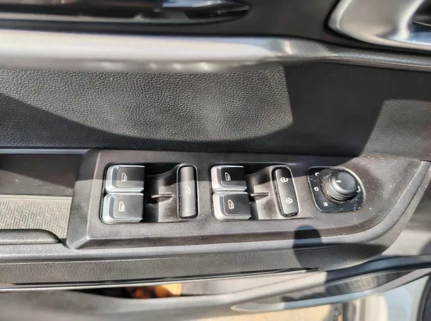 Car image 41