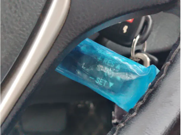 Car image 25