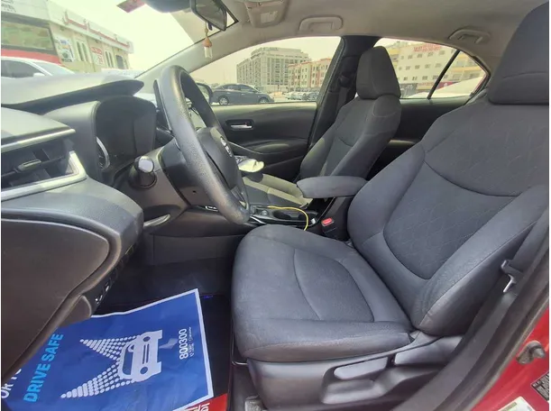 Car image 12