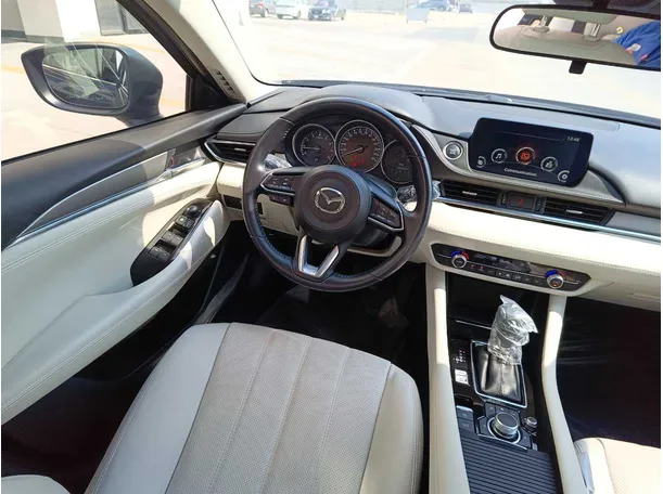 Car image 21