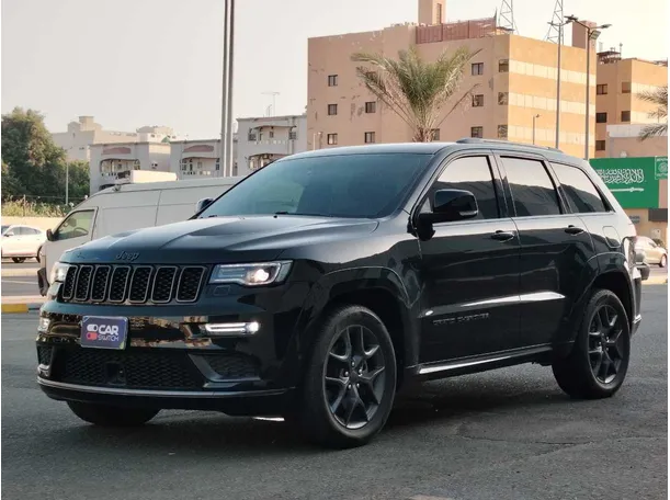 2020 Jeep Grand Cherokee in Jeddah