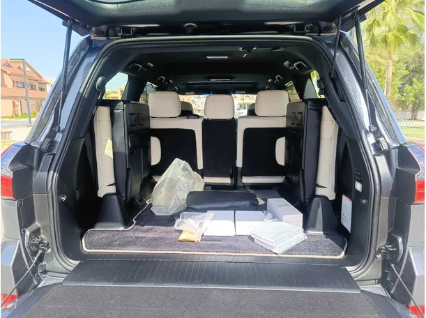 Car image 31