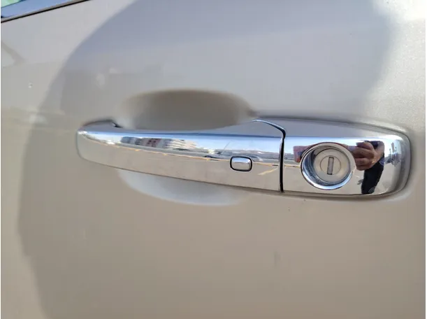 Car image 33