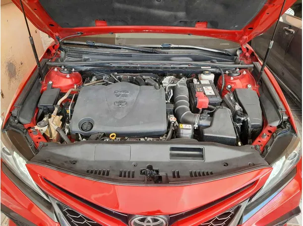 Car image 19