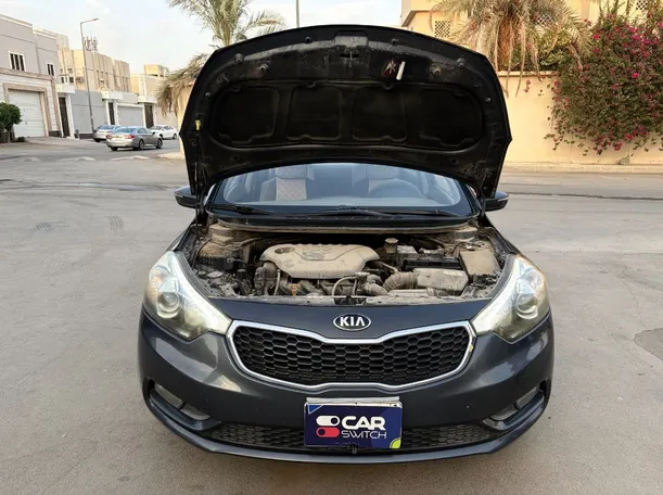 Car image 25
