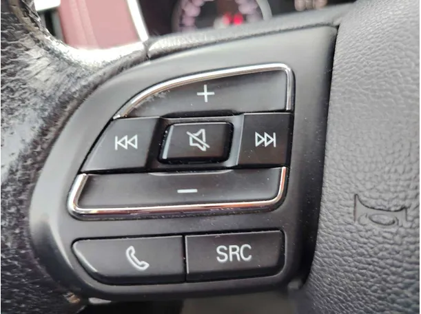 Car image 27