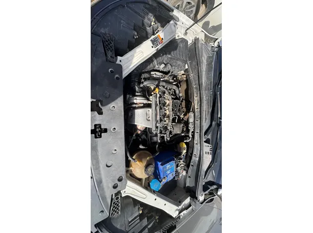 Car image 27