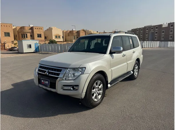 2016 Mitsubishi Pajero in KSA
