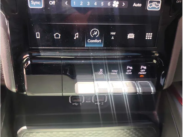 Car image 29