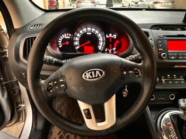 Car image 20