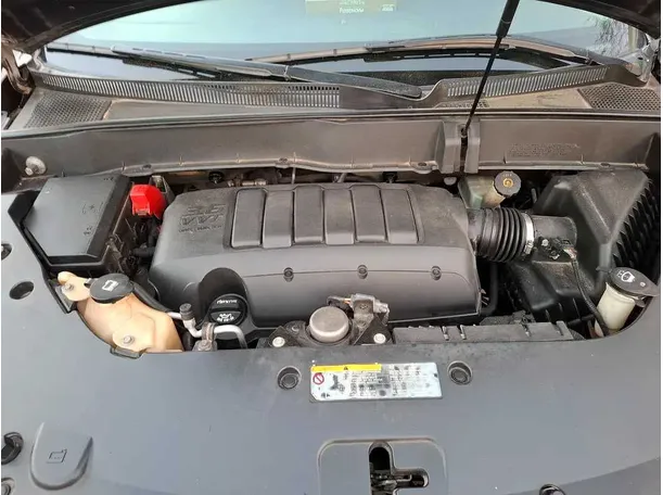 Car image 16