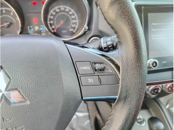 Car image 33