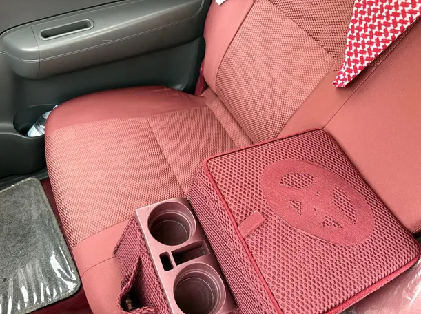 Car image 21