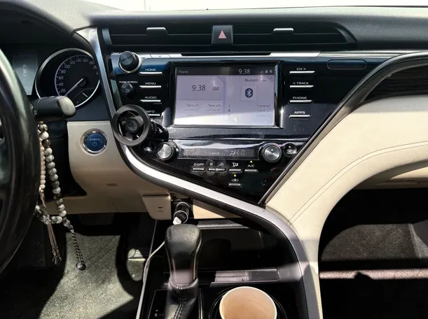 Car image 21