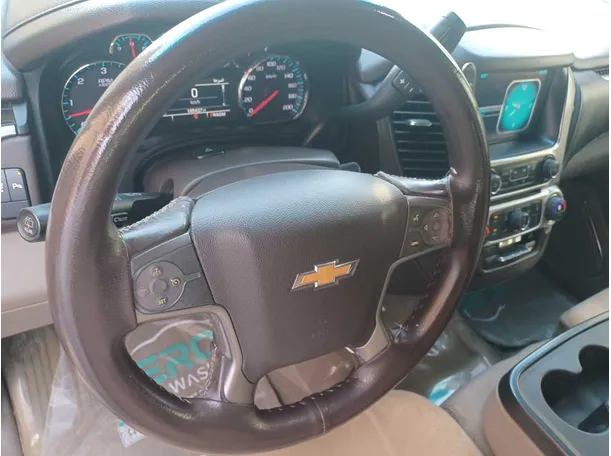 Car image 17