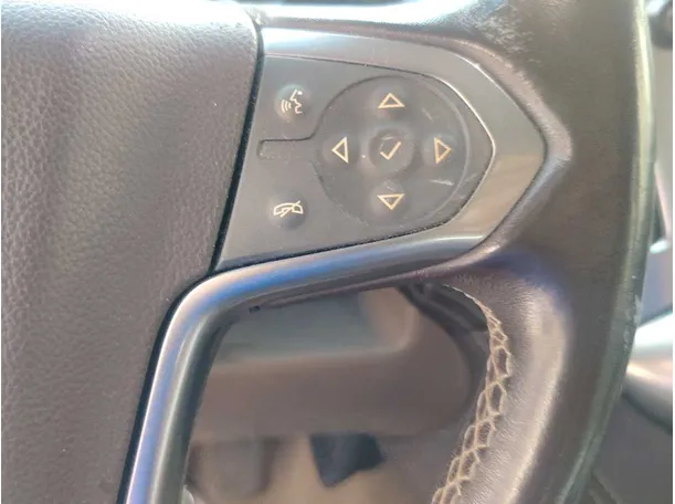 Car image 26