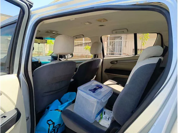 Car image 18