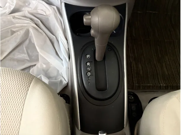 Car image 11