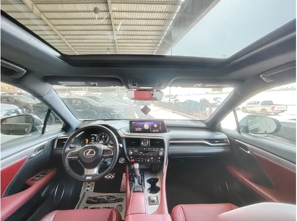 Car image 23