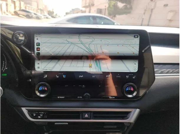 Car image 23