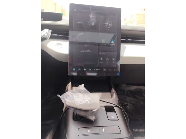 Car image 20