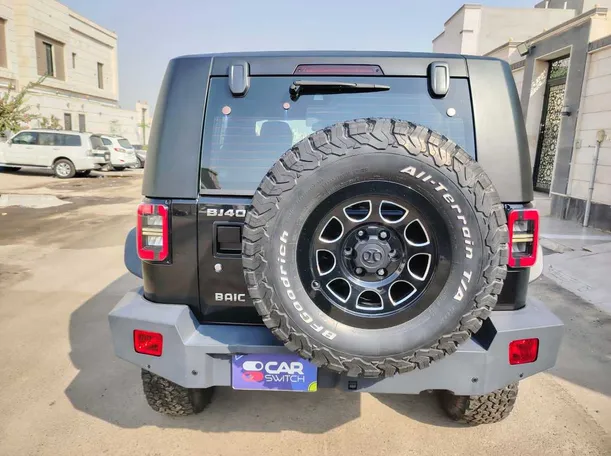 Car image 6