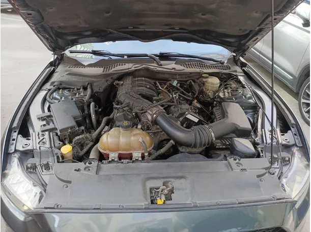 Car image 20