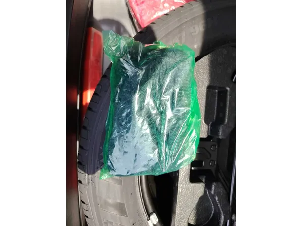 Car image 38