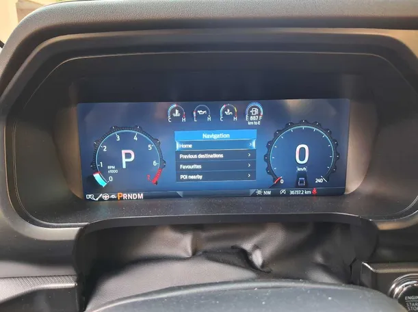 Car image 19