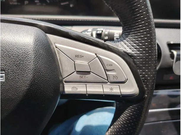 Car image 44