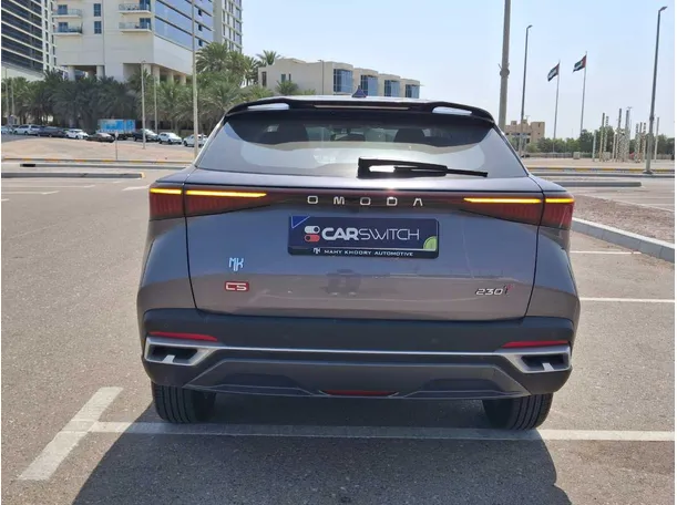 Car image 6